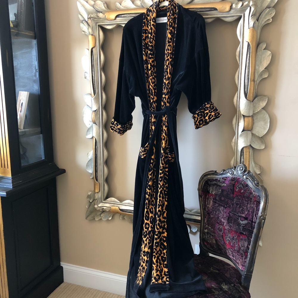 Bloomingdales velvet robe